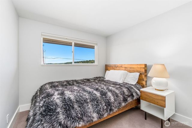 2556 Sunlight Beach Road, Clinton, WA 98236