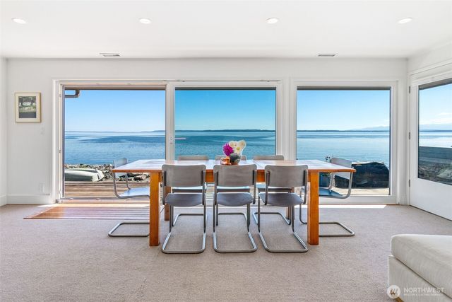 2556 Sunlight Beach Road, Clinton, WA 98236