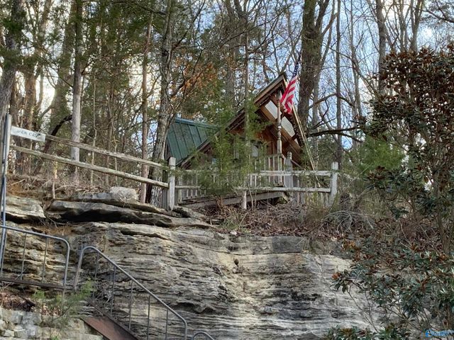 3014 Box Canyon Road, Huntsville, AL 35803
