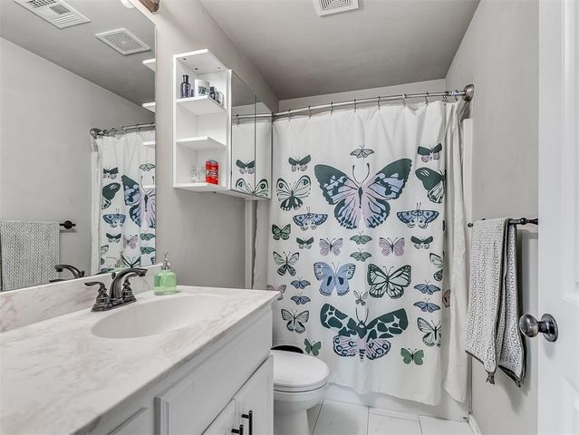 5610 Clearwater Drive, Oklahoma City, OK 73179