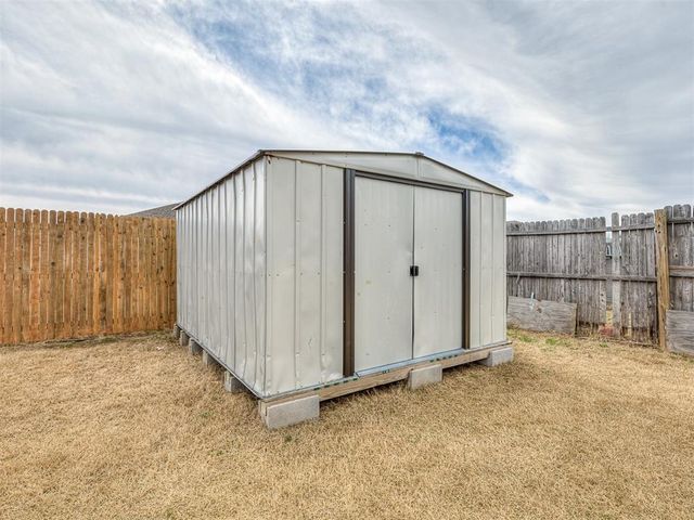5610 Clearwater Drive, Oklahoma City, OK 73179