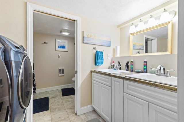 19 Ames Island Rd, Wareham, MA 02571