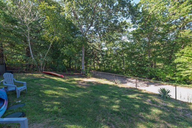 19 Ames Island Rd, Wareham, MA 02571
