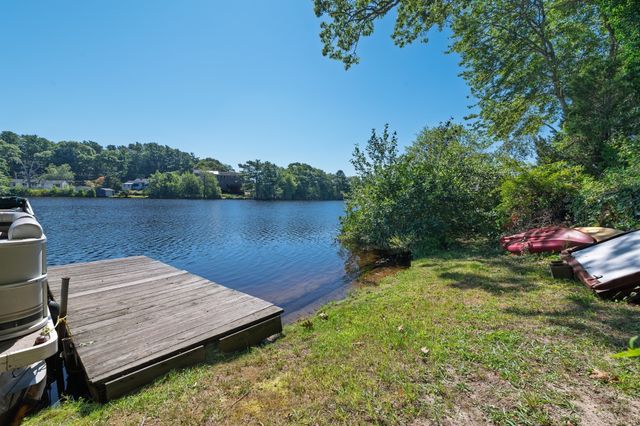 19 Ames Island Rd, Wareham, MA 02571