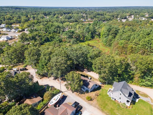19 Ames Island Rd, Wareham, MA 02571