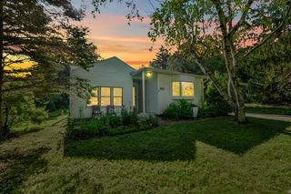 401 Merrill Crest Drive, Madison, WI 53705