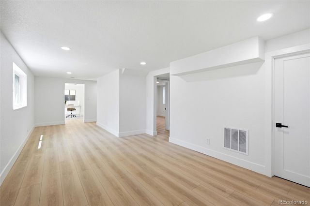 5955 W 7th Ave, Denver, CO 80214