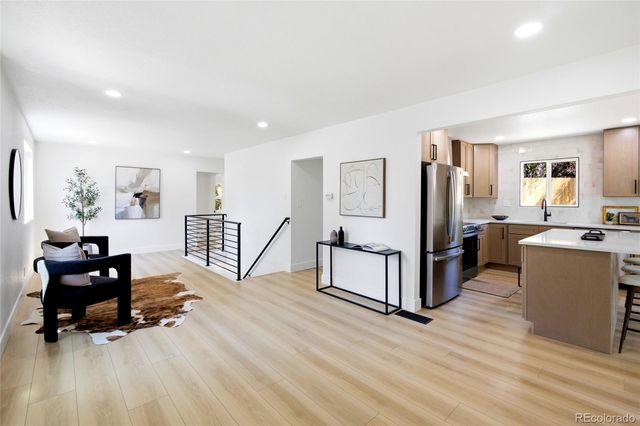 5955 W 7th Ave, Denver, CO 80214