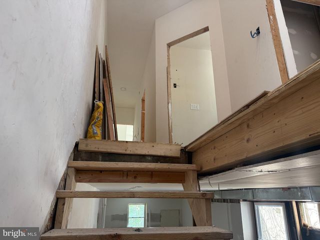 6010 W JEFFERSON ST, Philadelphia, PA 19151