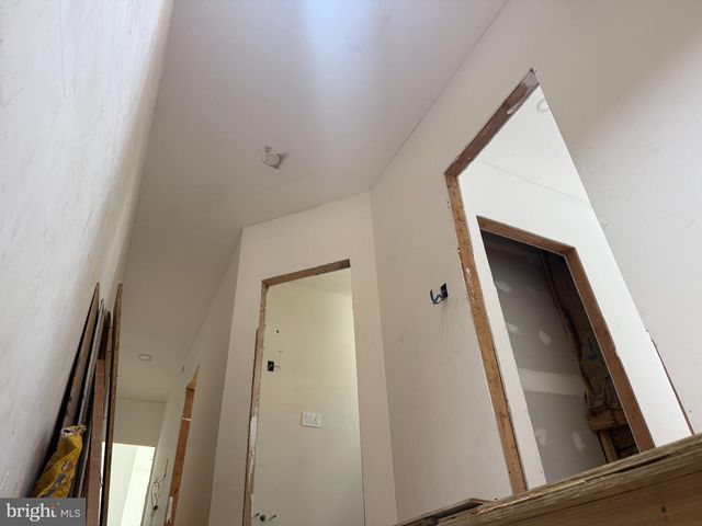 6010 W JEFFERSON ST, Philadelphia, PA 19151