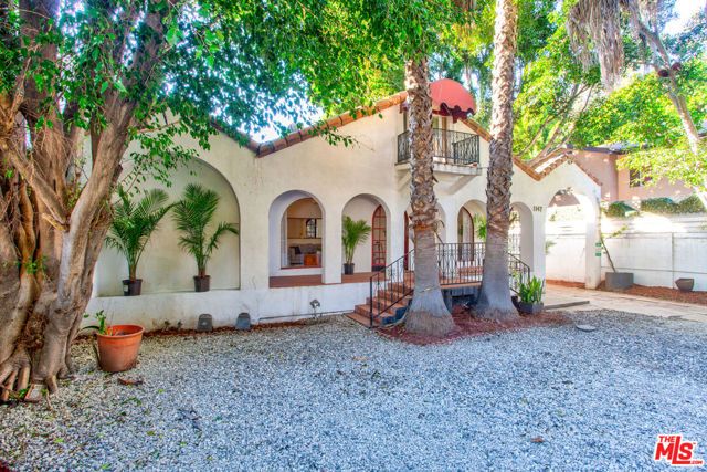 1147 Wilcox Place, Los Angeles, CA 90038