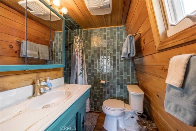 445 Elysian Boulevard, Big Bear, CA 92314