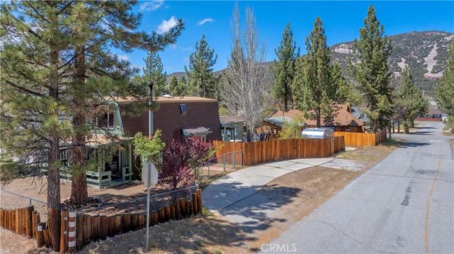 445 Elysian Boulevard, Big Bear, CA 92314