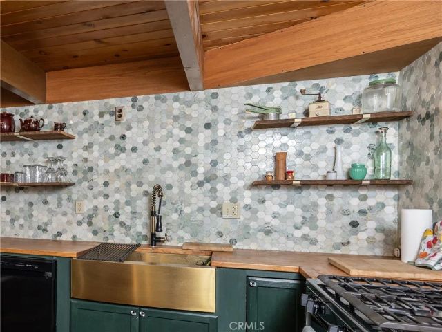 445 Elysian Boulevard, Big Bear, CA 92314