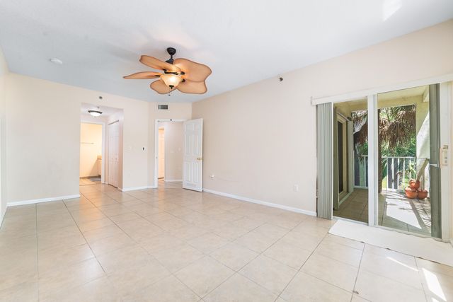 2901 Riverside Drive 201, Coral Springs, FL 33065