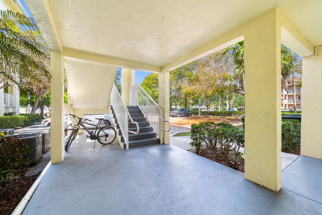 2901 Riverside Drive 201, Coral Springs, FL 33065