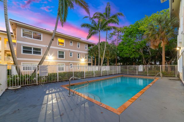 2901 Riverside Drive 201, Coral Springs, FL 33065