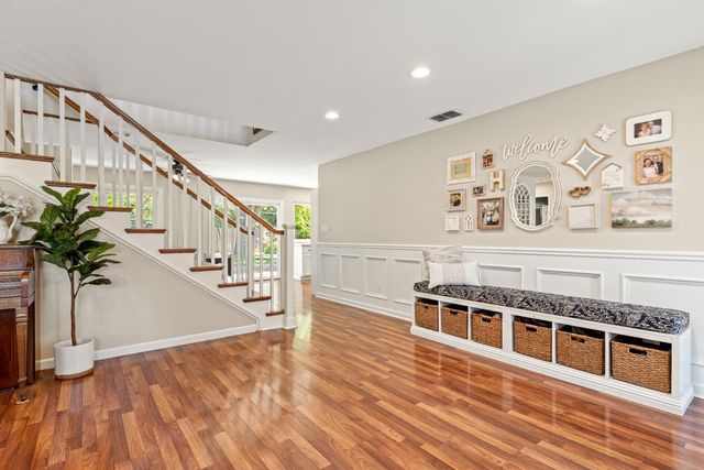 4926 Arbardee Dr, Fair Oaks, CA 95628