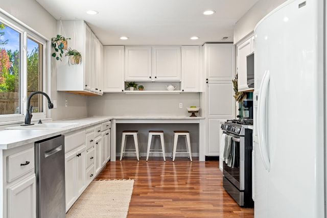 4926 Arbardee Dr, Fair Oaks, CA 95628