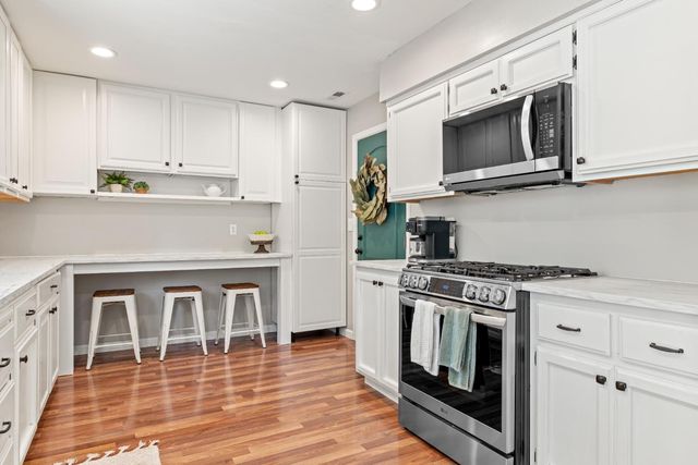 4926 Arbardee Dr, Fair Oaks, CA 95628