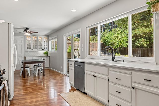 4926 Arbardee Dr, Fair Oaks, CA 95628