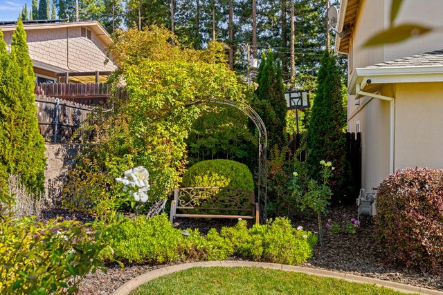 4926 Arbardee Dr, Fair Oaks, CA 95628