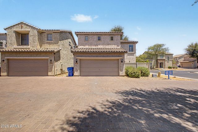 8320 W SHERIDAN Street, Phoenix, AZ 85037