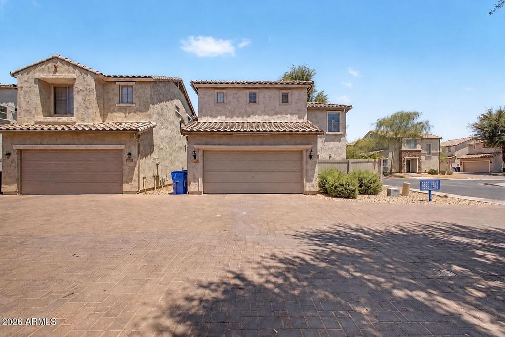 8320 W SHERIDAN Street, Phoenix, AZ 85037 — photo 3