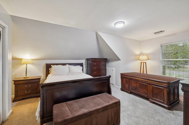 2002 Glastonbury Dr, Franklin, TN 37069