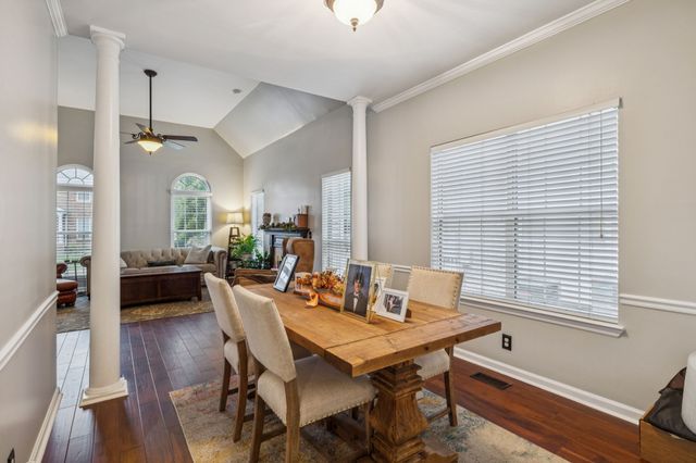 2002 Glastonbury Dr, Franklin, TN 37069