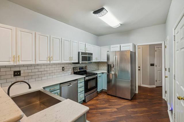 2002 Glastonbury Dr, Franklin, TN 37069