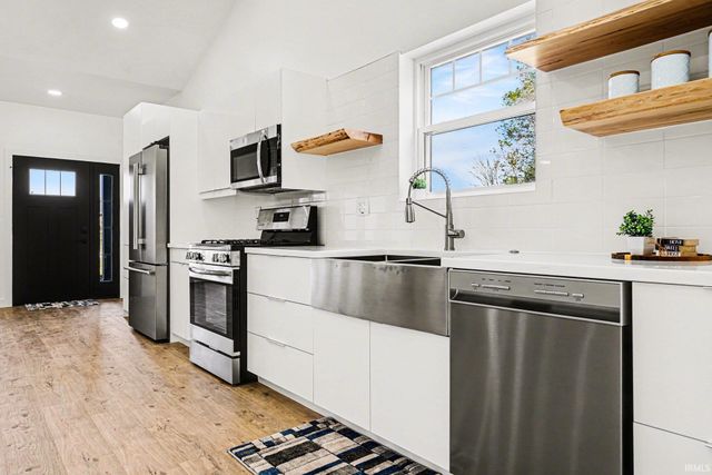 52736 Rachael Court, Middlebury, IN 46540