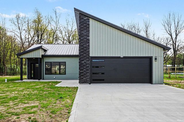 52736 Rachael Court, Middlebury, IN 46540