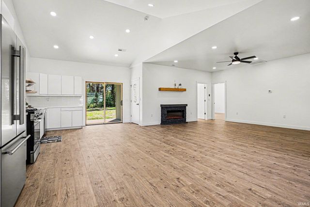 52736 Rachael Court, Middlebury, IN 46540