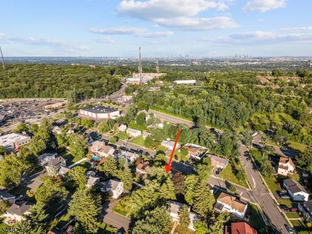 29 Woodhull Ave, West Orange Twp., NJ 07052
