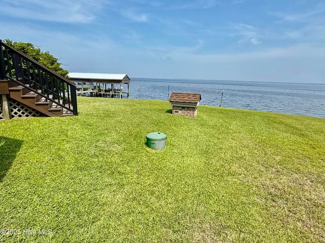 766 Learys Beach, Roper, NC 27970