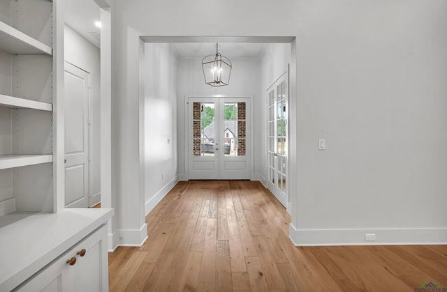 130 Elk Drive, Longview, TX 75605