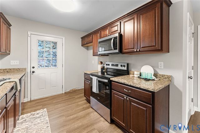 829 Rome St, Petersburg, VA 23803