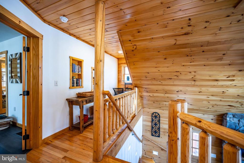 Image 30 of property listing at 660 GLENDALE RD, Oakland, MD 21550