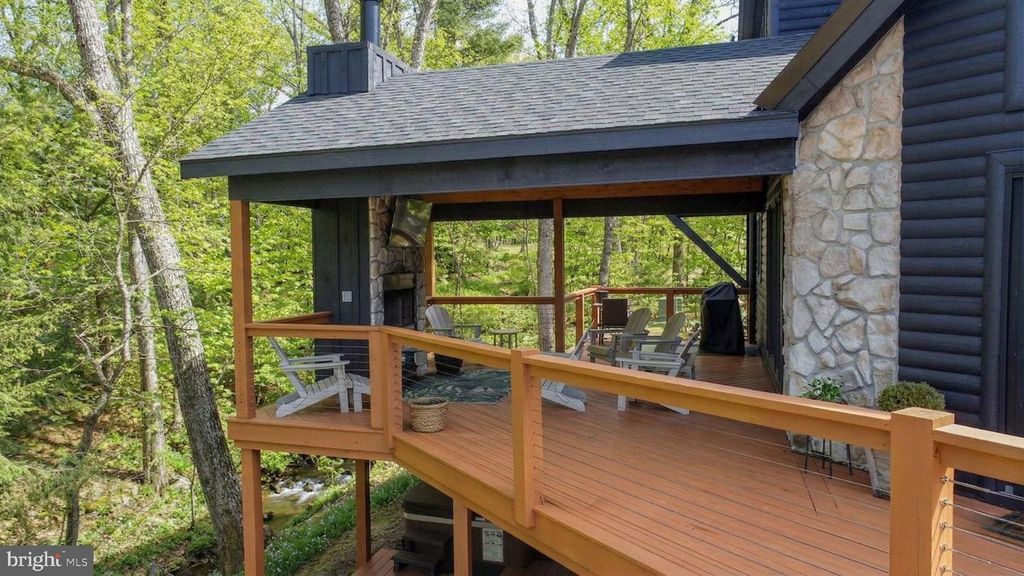 Image 56 of property listing at 660 GLENDALE RD, Oakland, MD 21550