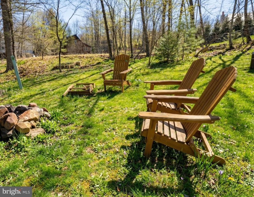 Image 62 of property listing at 660 GLENDALE RD, Oakland, MD 21550