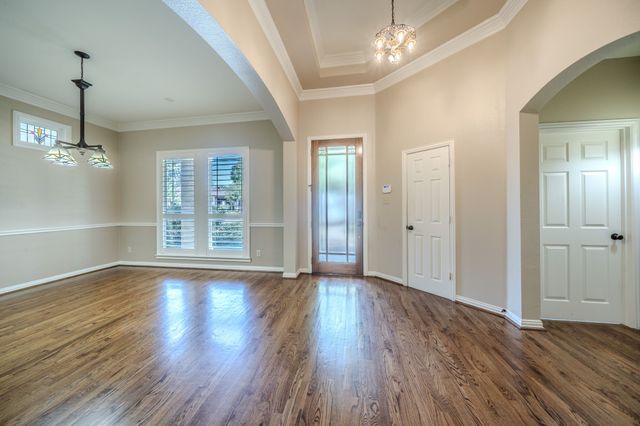 5448 Richard Avenue, Dallas, TX 75206