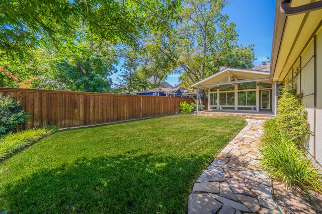 5448 Richard Avenue, Dallas, TX 75206