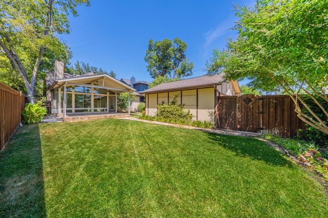 5448 Richard Avenue, Dallas, TX 75206