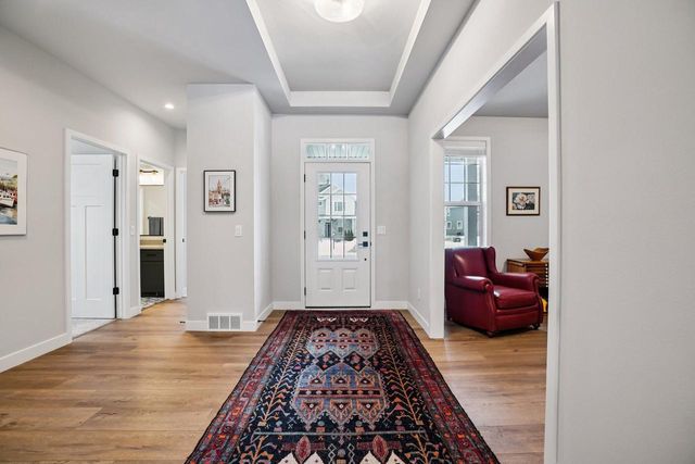 10620 N Coneflower COURT, Mequon, WI 53097