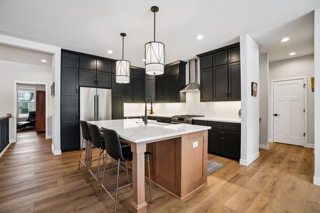 10620 N Coneflower COURT, Mequon, WI 53097