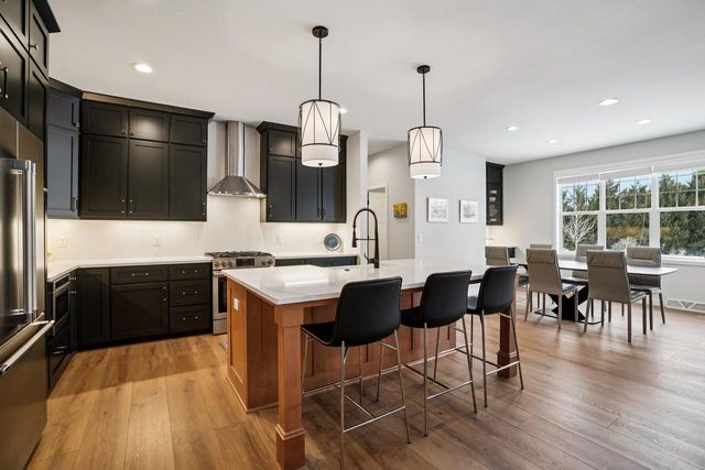 10620 N Coneflower COURT, Mequon, WI 53097