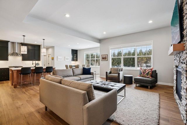 10620 N Coneflower COURT, Mequon, WI 53097