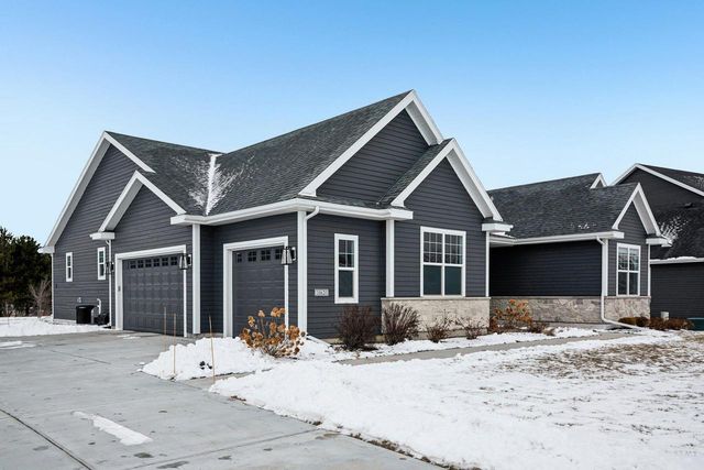 10620 N Coneflower COURT, Mequon, WI 53097
