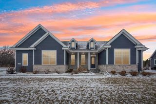 10620 N Coneflower COURT, Mequon, WI 53097